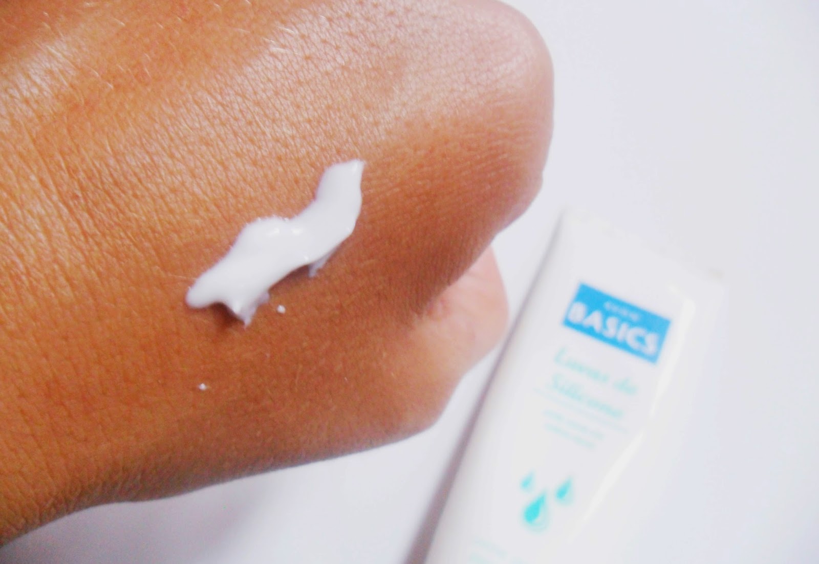 Resenha Luvas de Silicone Avon Basics Doce encontro